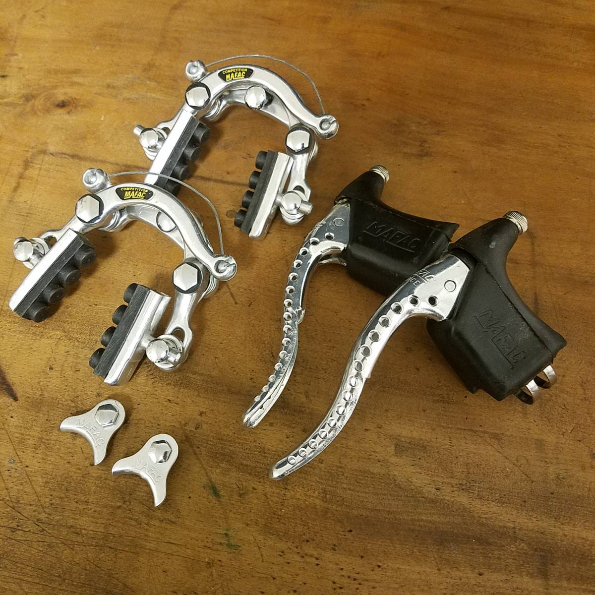 マファック コンペ MAFAC ブレーキセット 未使用品 トーエイ エルス サンジェ プジョー 予備やコレクション レストア 貴重 拍卖