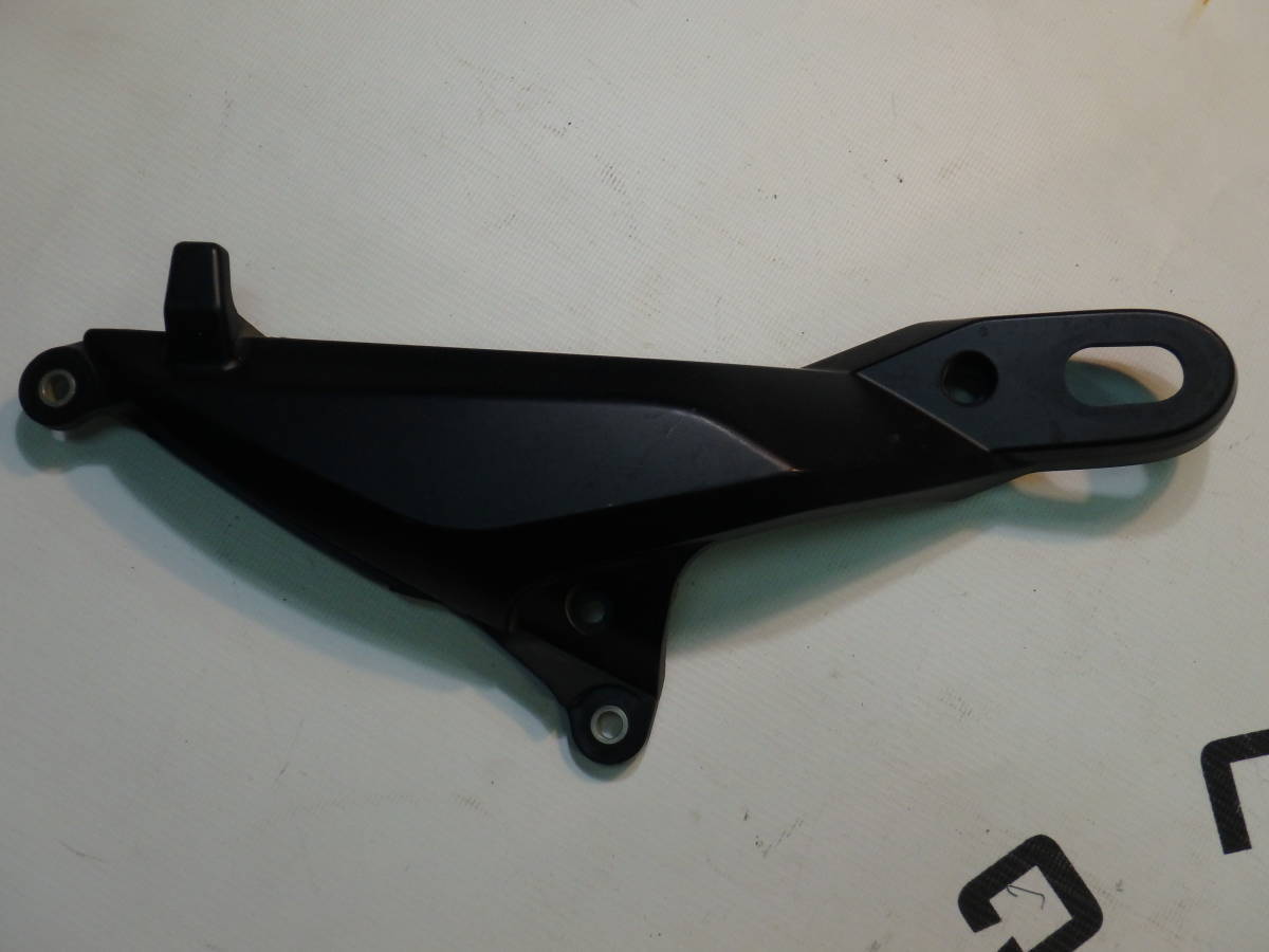 1258Ha ★ホンダ / Honda | CBR1000RR | 右側 カウル | PA66-GF45 | 中古★拍卖