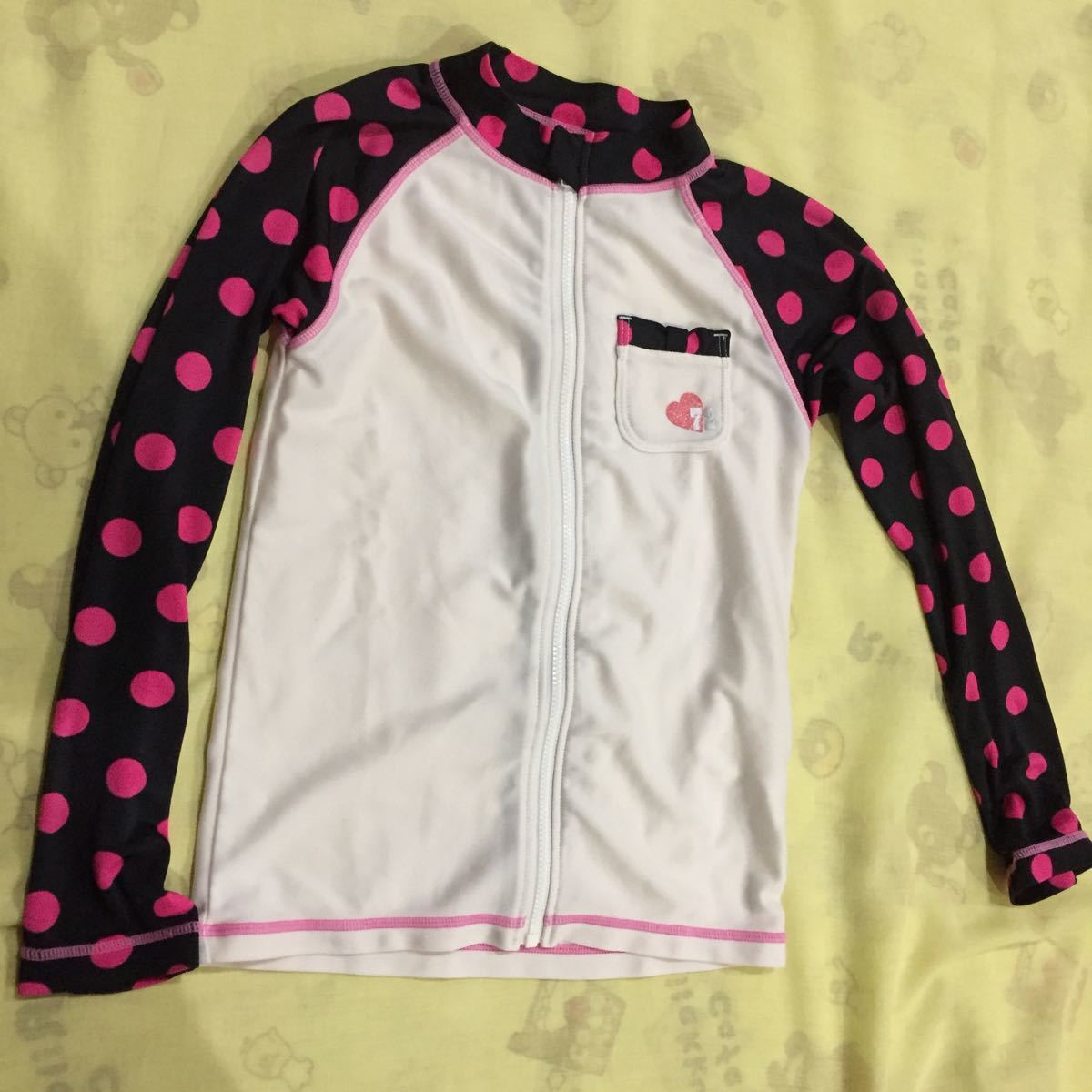 130cm 長袖ラッシュガード ドット柄拍卖