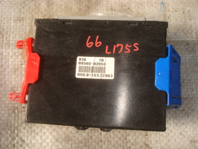 66 ムーヴ L175S エンジン コンピューター KFVE インボイス対応拍卖