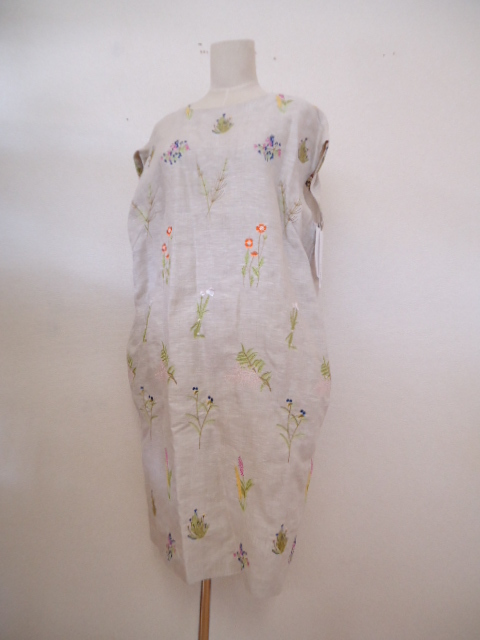 【KCM】asy-58-38★新品★【donna SPICCO/ドンナスピッコ】フラワー刺繍 ノースリーブチュニックワンピ 麻 キナリ系 サイズ38拍卖