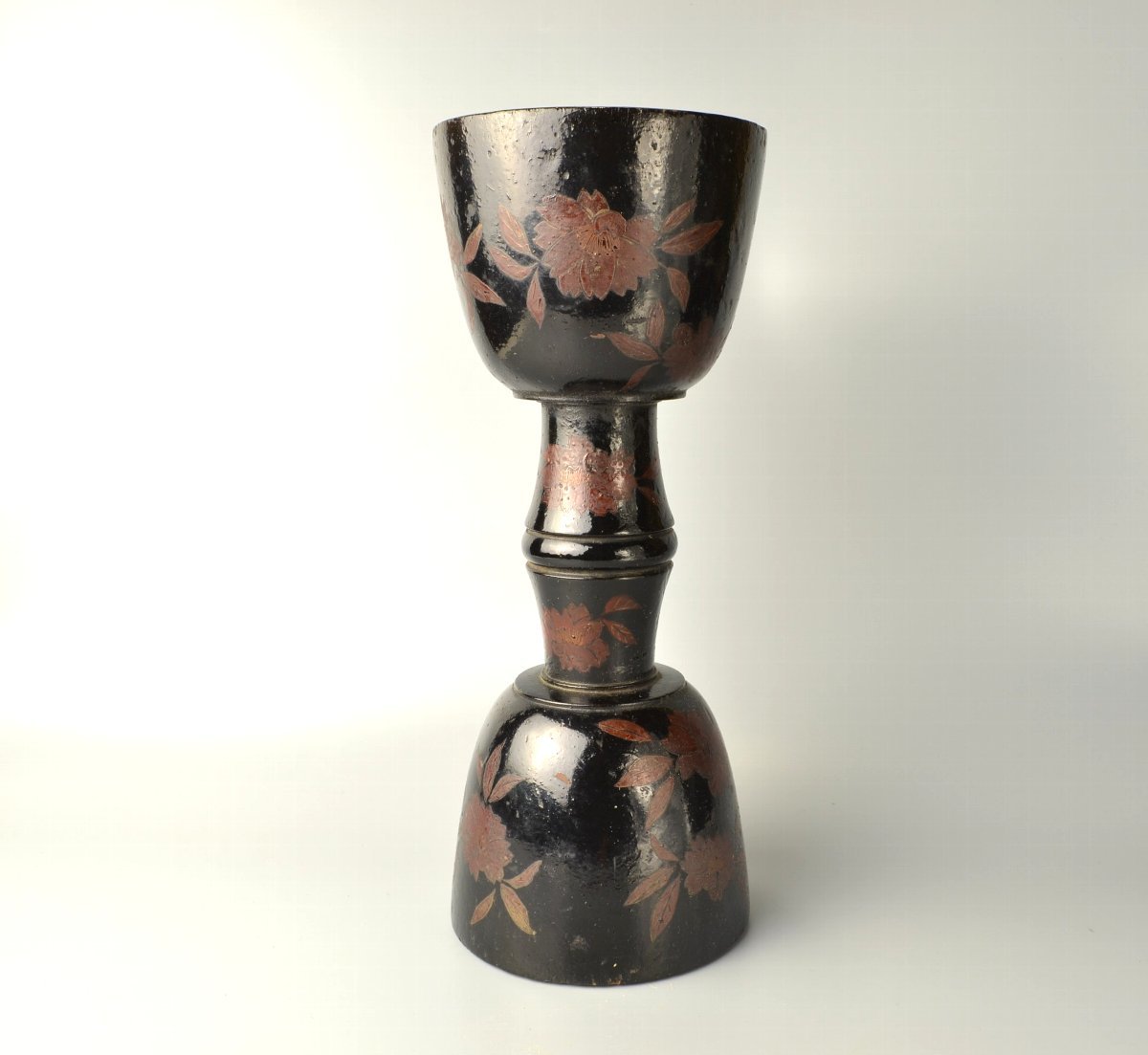 【 牡丹 朱漆 大鼓胴 室町~桃山時代 】拍卖