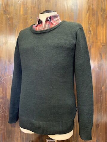 J043 メンズ セーター シンプル♪ AKM エーケーエム 長袖 ニット ブラック 無地 小さいサイズ / S拍卖