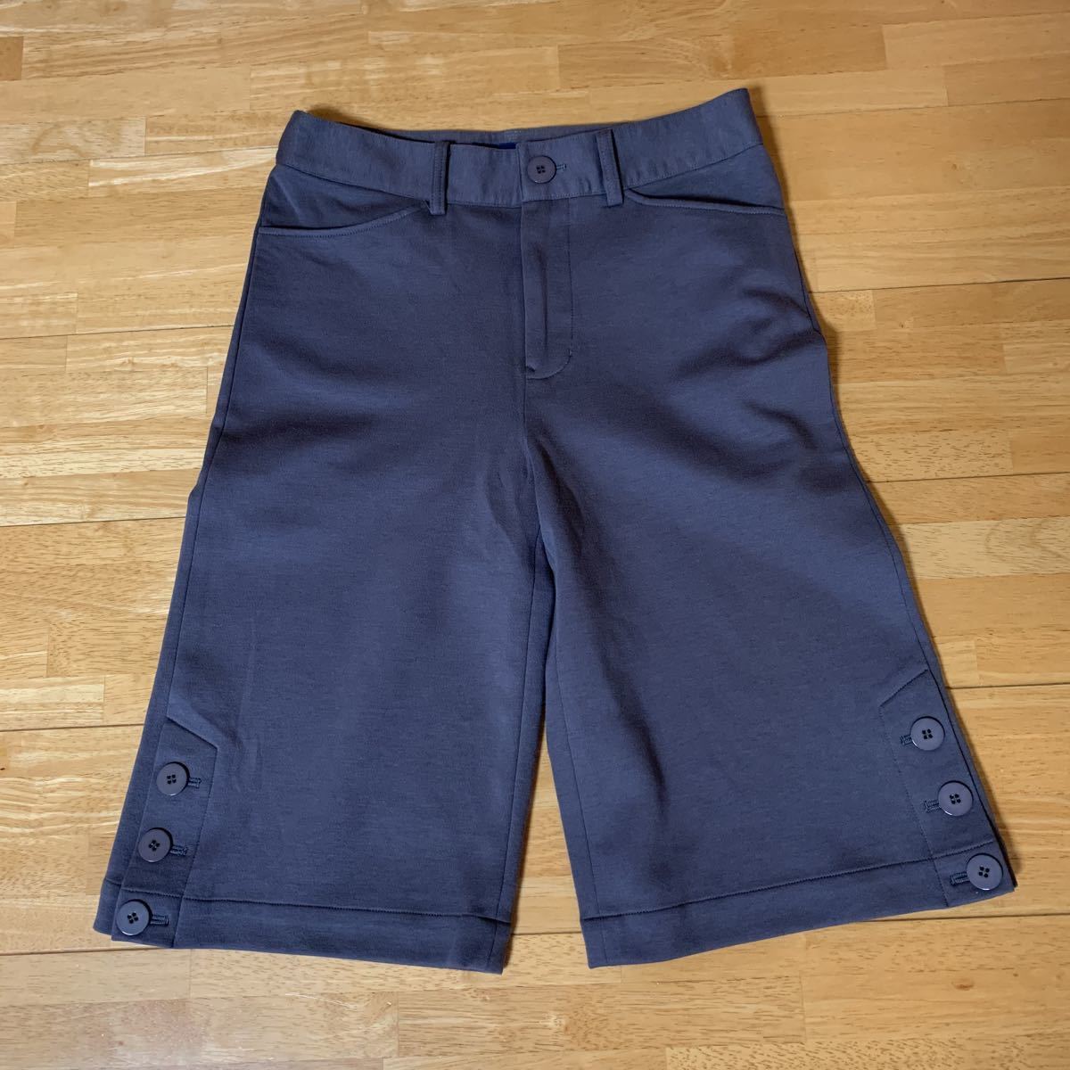 ズボン BOBSON Cattle Horn レディース ハーフパンツ 濃グレー サイズ M 綿 70% ポリエステル 30% 中古品 良品 美品 送料無料拍卖