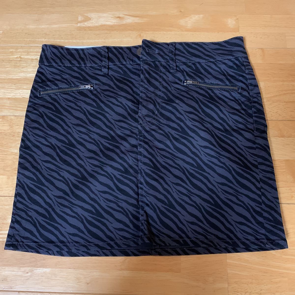 スカート UNIQLO ユニクロ レディース ショートゼブラ柄 ブラック ヒップ 91cm ウェスト 64cm 綿 96% ポリウレタン 4% 新品タグ付 送料無料拍卖