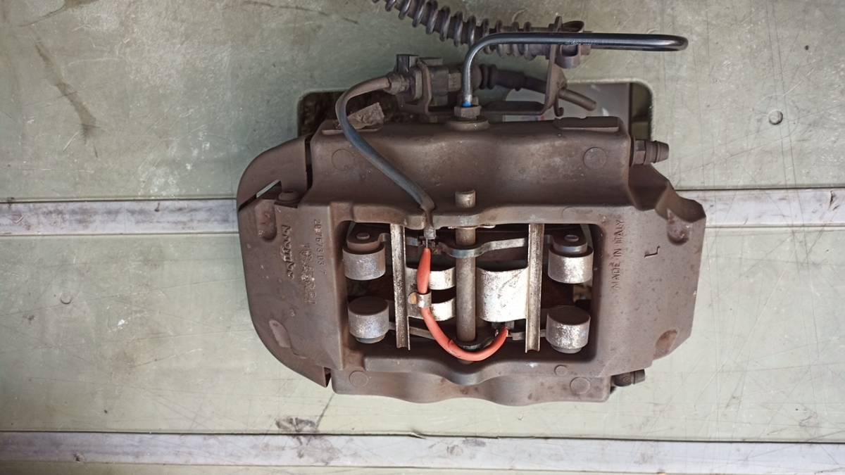 トゥアレグ/アウディQ7/左/純正リアキャリパー/ブレンボ製/ブラック/7L6615423L/60000km拍卖