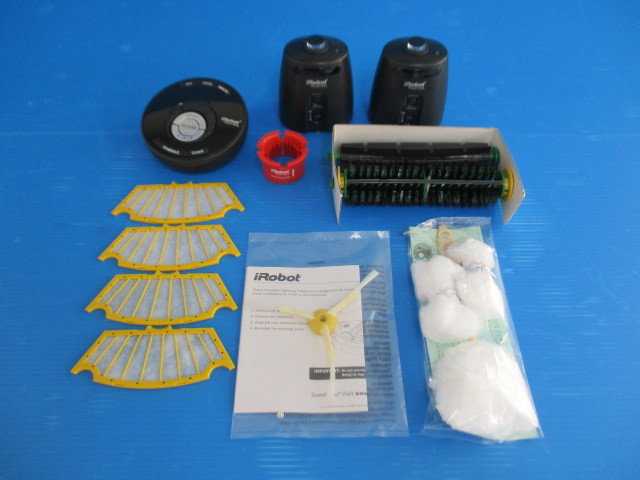 【未使用品】★ルンバ500シリーズアクセサリーセット★ブラシ・ワイヤレスコマンドセンターなど/動作未確認拍卖