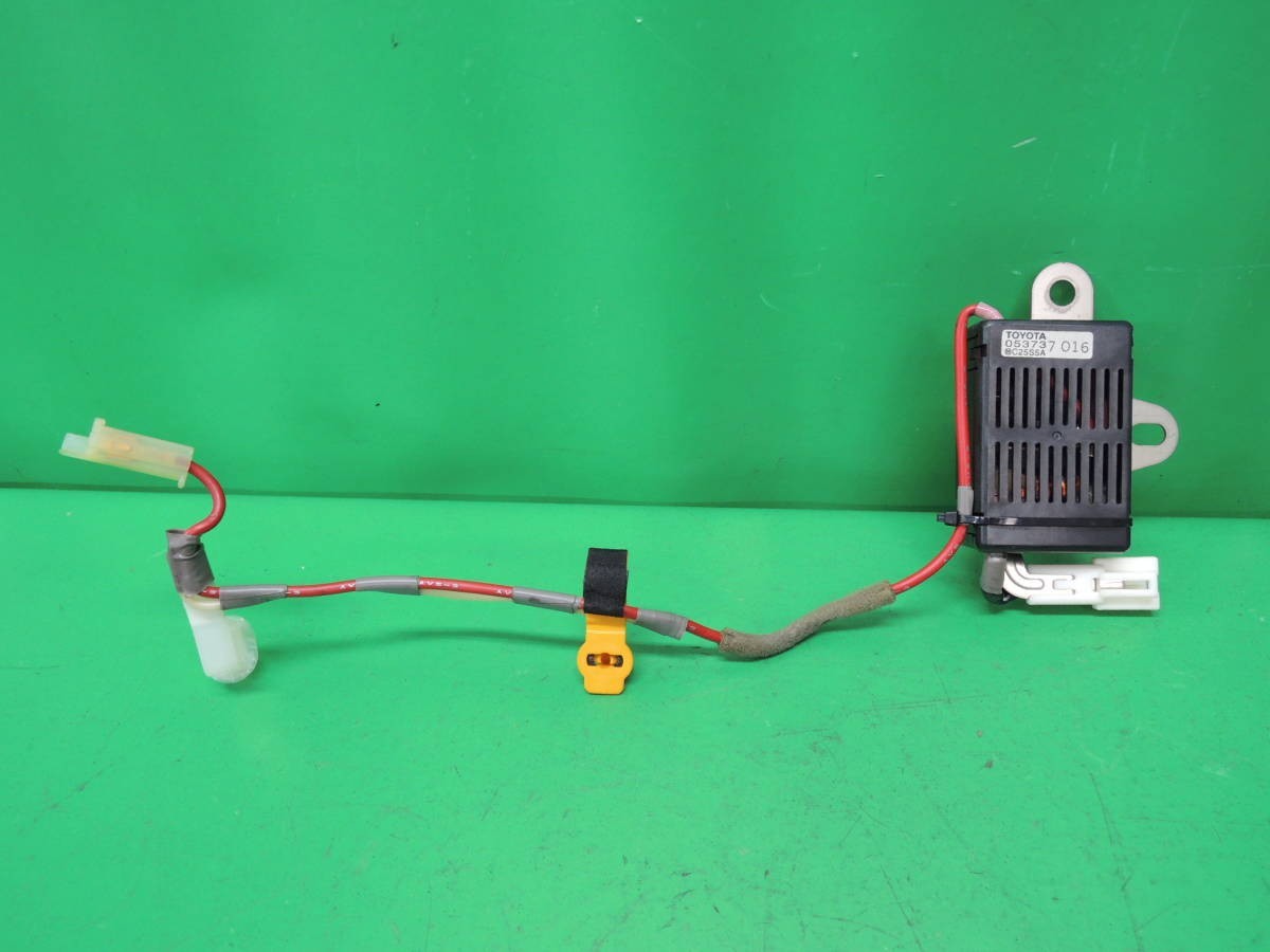 ・ LS460 USF40 純正 ノイズ フィルタ L-6653拍卖