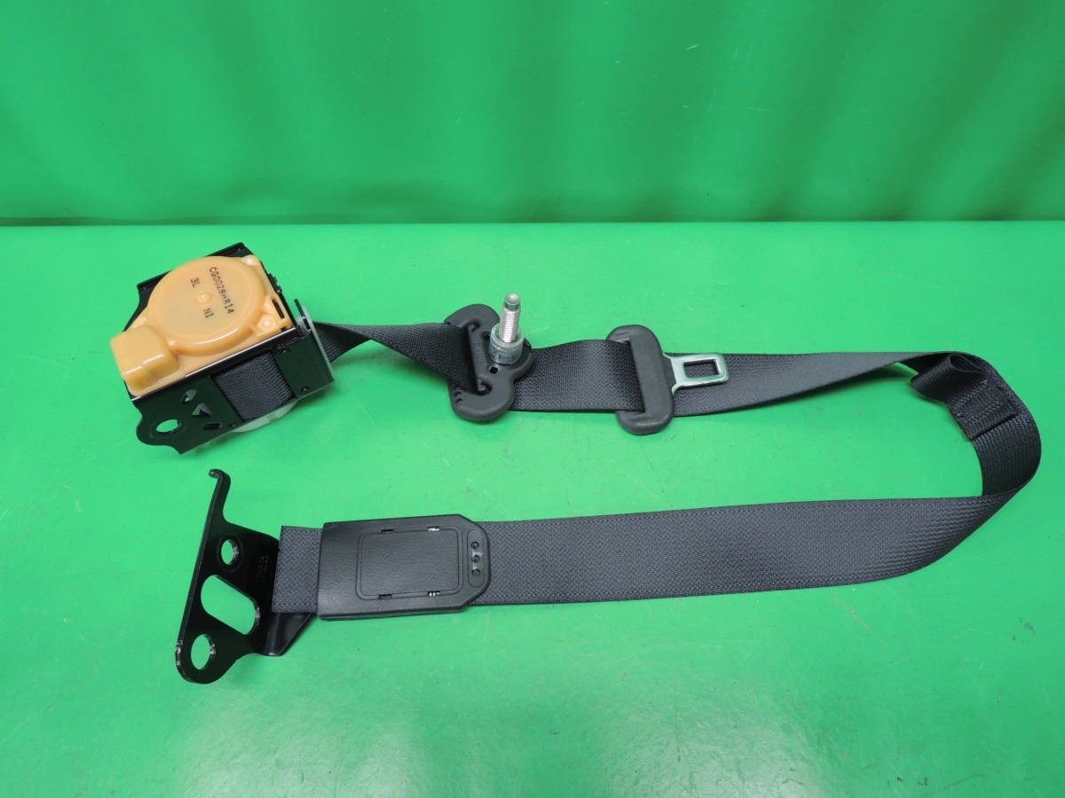 ・ N-WGN ターボ カスタム JH1 純正 リア リヤ 右 シートベルト H-8620拍卖