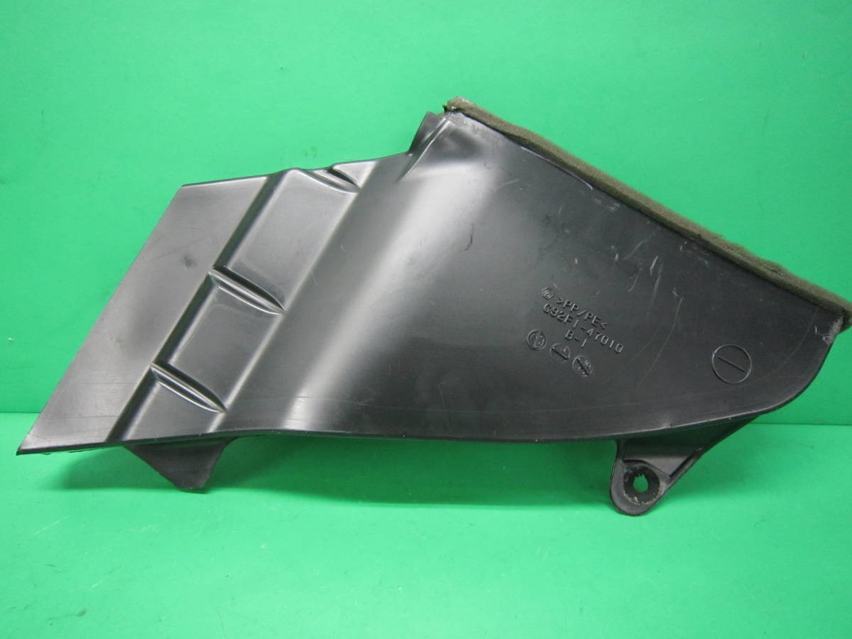 ・ ZVW30 プリウス G's 後期 純正 ハイブリッドバッテリー ダクト G92F1-47010 T-1111拍卖