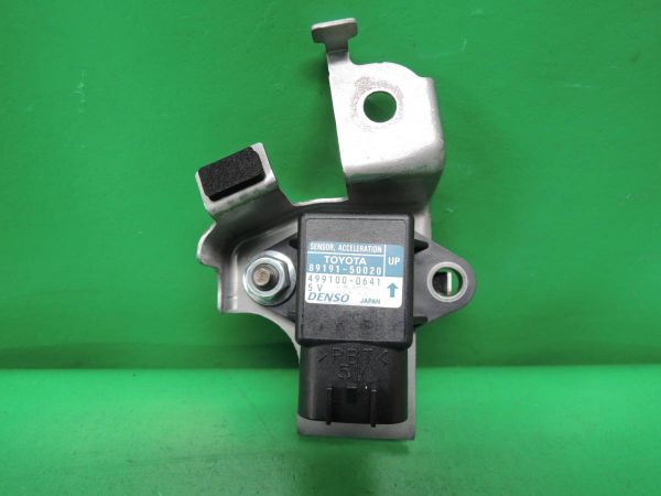 ・ レクサス LS460 USF40 純正 アクセレーションセンサー 89191-50020 L-6653拍卖