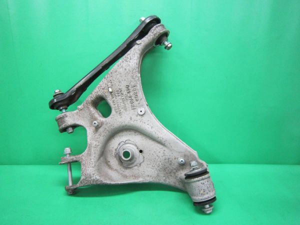 ・ Audi アウディ A4 8E系 SlinePackage 純正 Sライン リア リヤ 右 ロアアーム タイロッド付 8E0 505 312拍卖