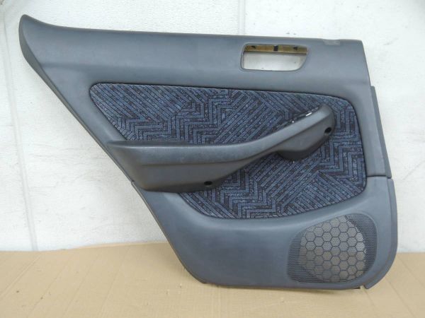 ・ CF6 アコードワゴン 左 リア ドアトリム 内張り tsr拍卖