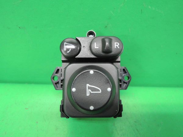 N-BOX カスタム JF1 純正 ドアミラースイッチ H-4838拍卖