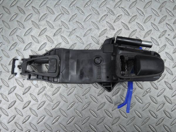 ・ ZVW50 プリウス 純正 左後 助手席後 アウターハンドル ドア パワーロック ユニット tsr拍卖
