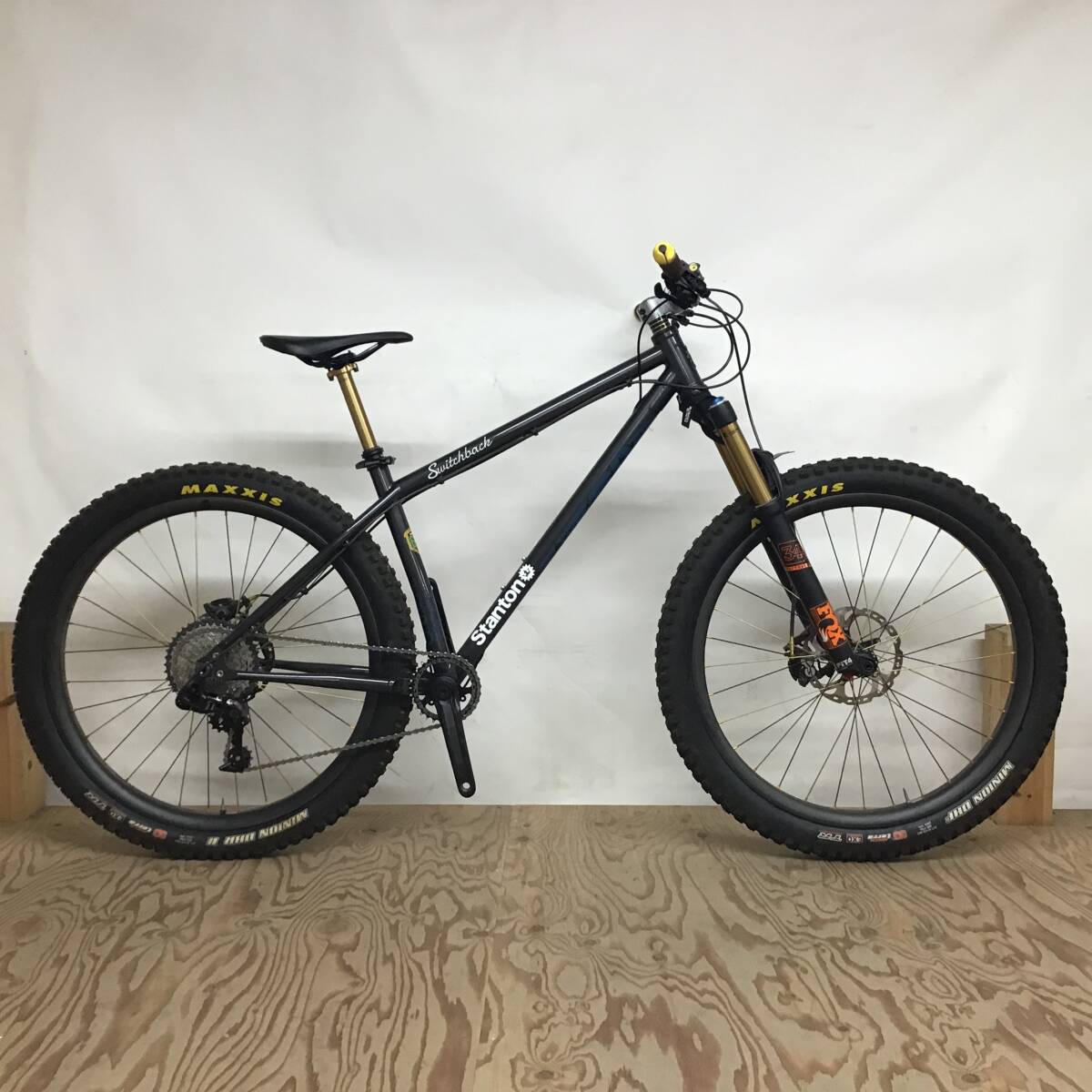 ☆STANTON SWITCHBACK 2018年 スタントン スイッチバック 27.5インチ 中古 USED MTB マウンテンバイク BK ハードテイル 拍卖