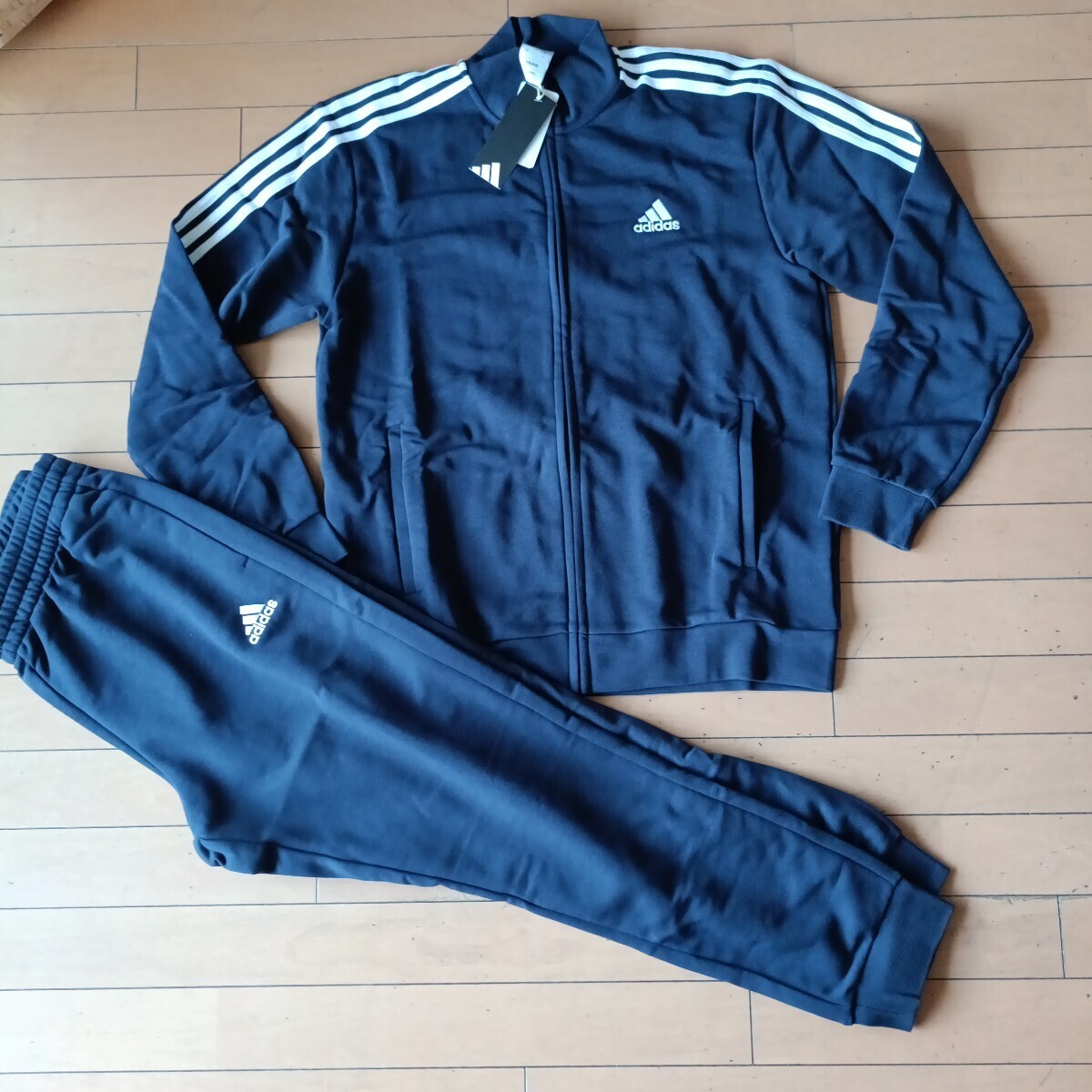★新品★お買い得Lサイズ アディダスadidasメンズジャージ上下セット紺スポーツ拍卖