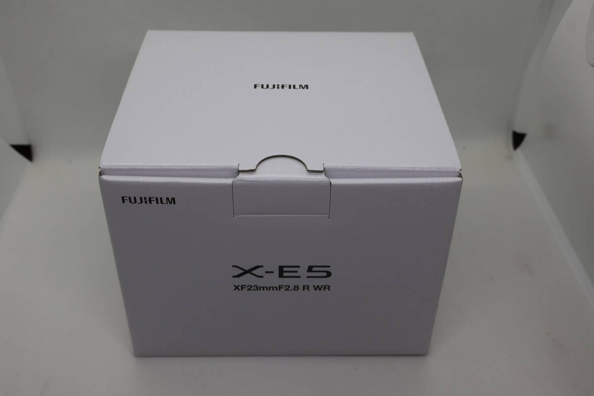美品 フジフィルム X-E5 XF23mmレンズキット シルバー FUJIFILM 拍卖