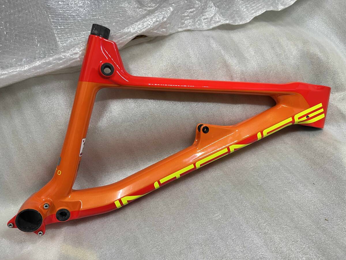 2017 INTENSE TRACER 27.5er カーボンフロントフレーム拍卖