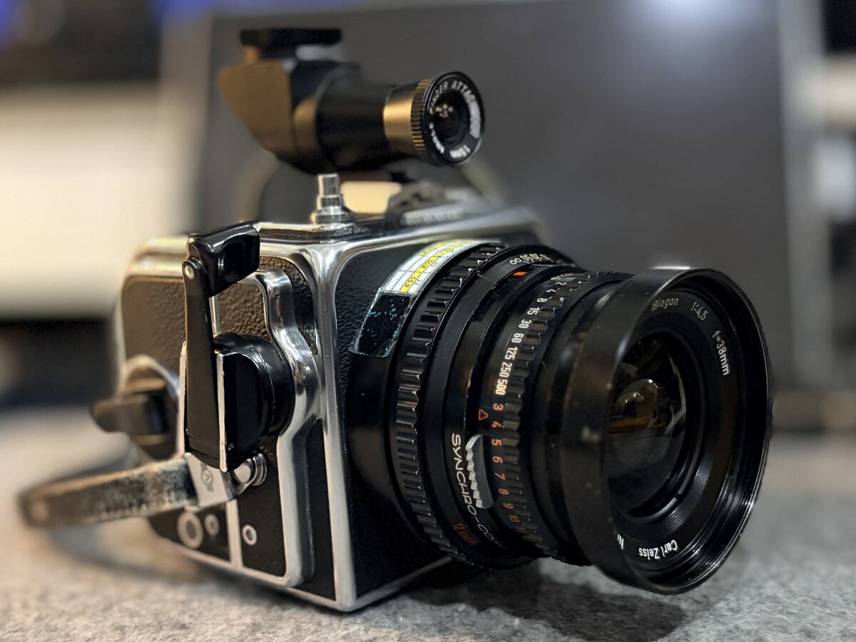 Hasselblad SWC ハッセルブラッド フォクトレンダー アングルファインダー付き拍卖