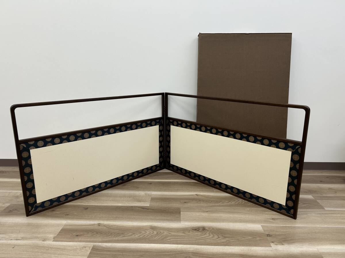 H1001A☆ 清光堂 清満作 風炉先屏風 上透 仕上桑 表装唐松 金散し 両面兼用 結界 仕切 茶道具 腰風炉先 茶器 間仕切り 衝立 共箱 拍卖