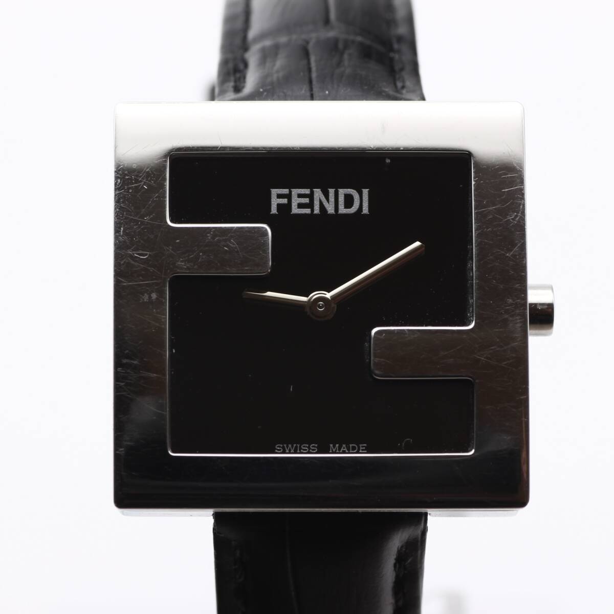 FENDI F メンズ 腕時計 クォーツ スクエア Swiss Made 廃盤 013-4000L-288 サファイアガラス 新品ベルト ラグジュアリー フェンディ 角型拍卖