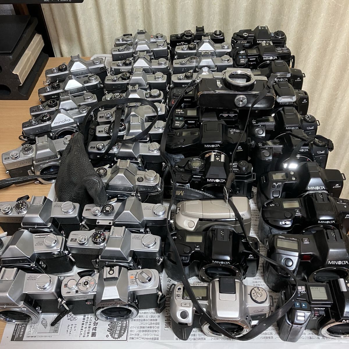 42個 まとめ セット ミノルタ Minolta 一眼レフ フィルムカメラ ジャンク 現状 動作未確認 #252 #981 #1684拍卖