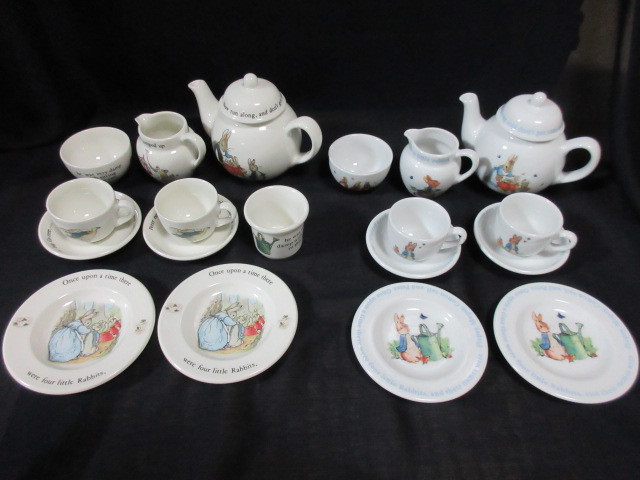 ウェッジウッド ピーターラビット ミニチュア ティーセット 2種セット Wedgwood /エッグカップ ティーポット カップ&ソーサ ままごと拍卖