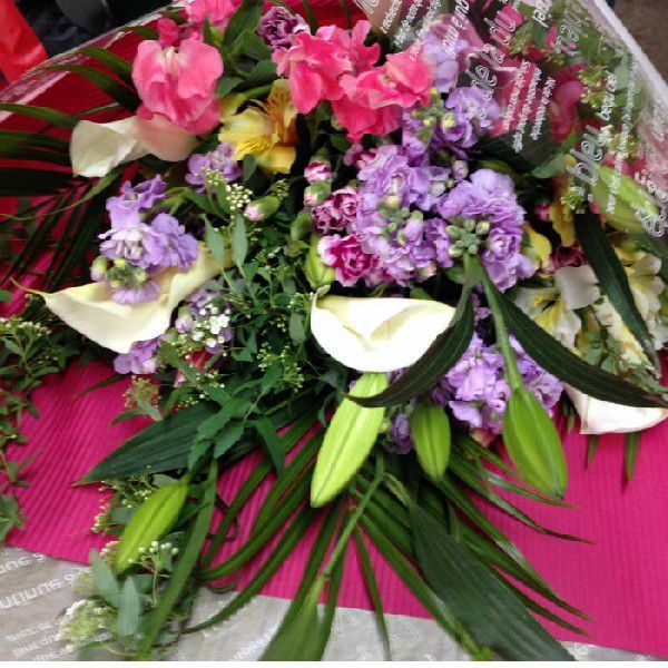 花束ギフトセットLLサイズ:送料無料ギフト:(最低発注単位1)拍卖