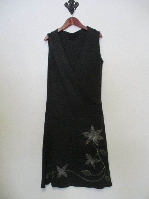 armoirecapriceグレーVネックノースリーブニットワンピ(USED112320②)拍卖