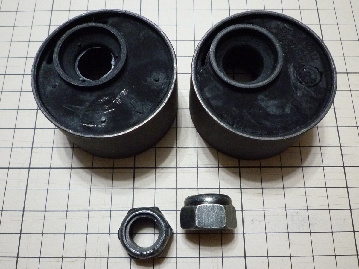 【BMW】コントロールアームブッシュ(偏心/エキセントリック/M3用)31129061222、セルフロックナット,31121095420 E30等 マウント 未使用拍卖