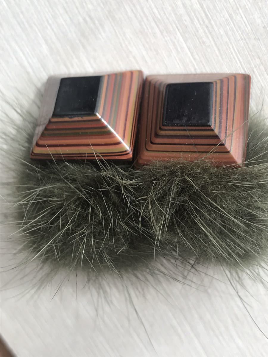 ヴィンテージカボッション ミンクファー ピアス 16KGP チタンポスト拍卖