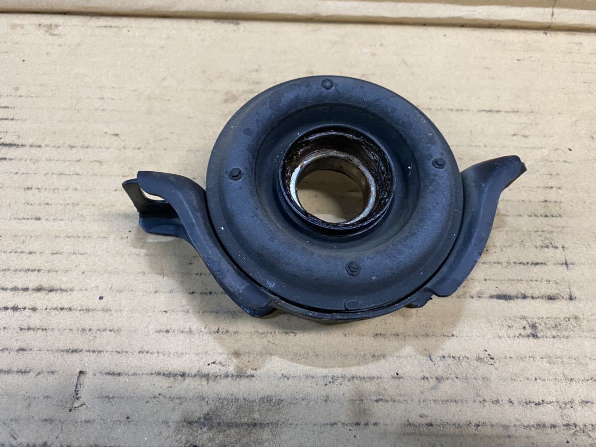 トヨタ マークⅡ ヴェロッサ クラウン 110系 プロペラシャフト センサーベアリング。拍卖