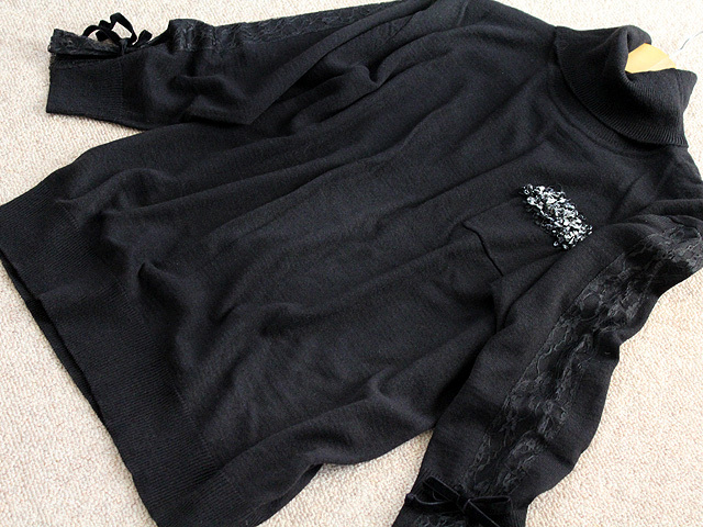 ★未使用 送料込み!袖レース&リボンが可愛い♪ ブラックニット ポケットモチーフ3L~4L拍卖
