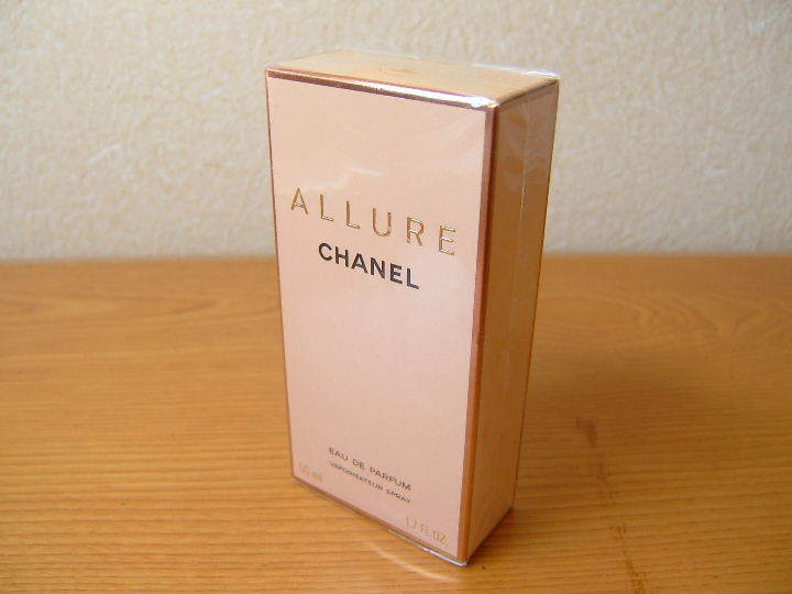 魅惑パルファム(^^ゞ シュリンク未開封品 50ml 「CHANEL ALLURE:アリュール」EDP-SP(スプレー)全体美品 _/_/ 交渉OK、匿名OK! _/_/拍卖