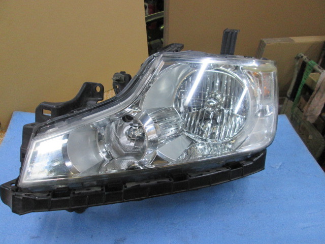 RK1 ステップワゴン 左ヘッドライト HID ② 拍卖