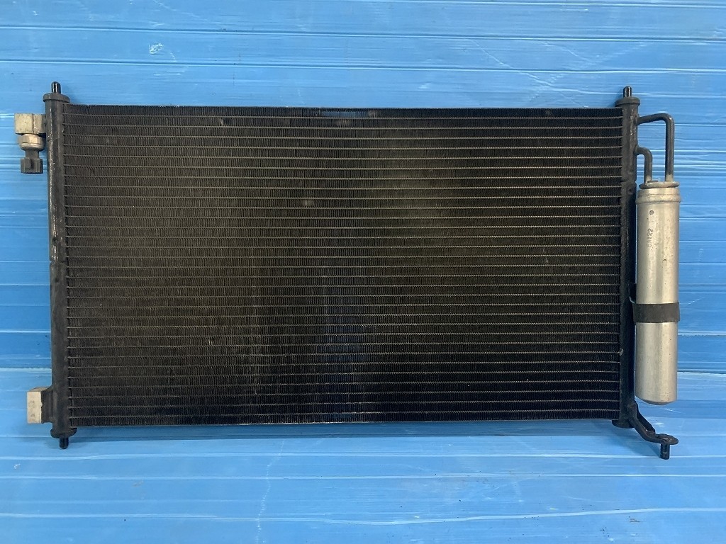 ・ UA-BGZ11 キューブ エアコンコンデンサー N-5597拍卖