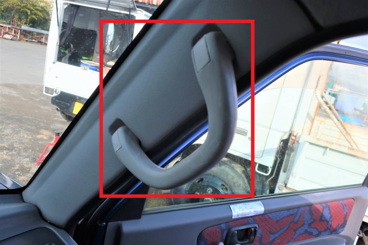 H11 GF-H58A パジェロミニターボ 4A30 4WD AT 純正 室内 アシスト グリップ 3個 SET / 94568km拍卖