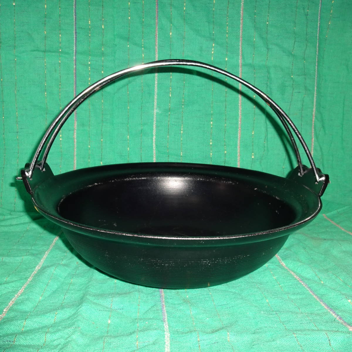 アルミ囲炉裏鍋 ツル付き囲炉裏鍋 芋に鍋などに 拍卖