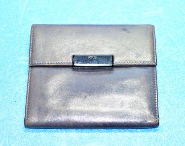 PRADA(プラダ) 本革 三つ折り財布 イタリア製 404109U956P01 拍卖