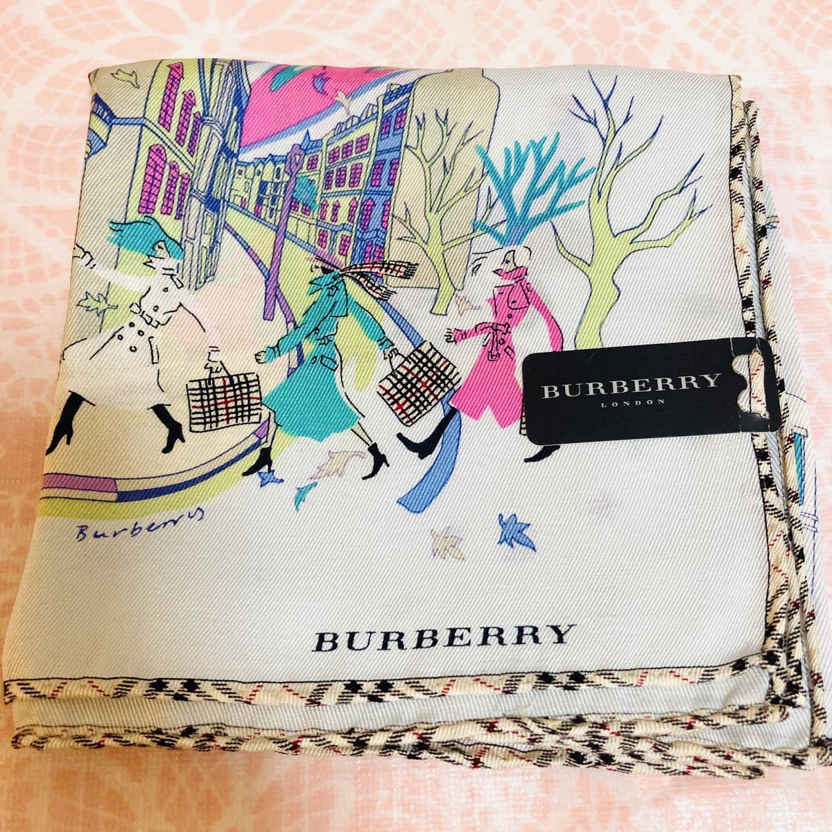 【人気柄】新品/BURBERRY/女の子/ハンカチ/正規品/未使用/即決あり/匿名発送/バーバリー/ノバチェック/女性/犬/ピンク/58cm/シルク混/傘拍卖