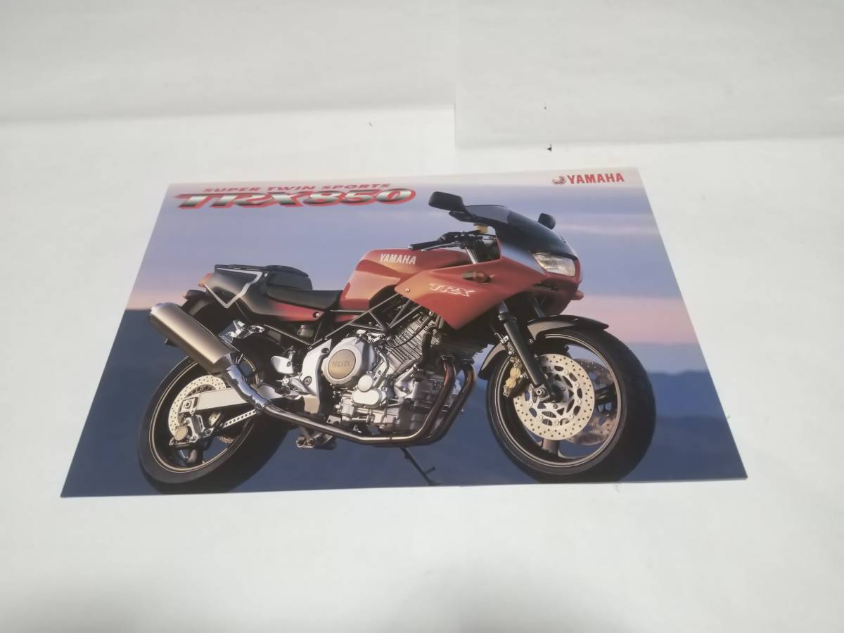 1999年4月発行ヤマハTRX850のカタログです。拍卖