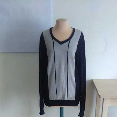 セオリー theory Vネック 薄手 ニット セーター拍卖
