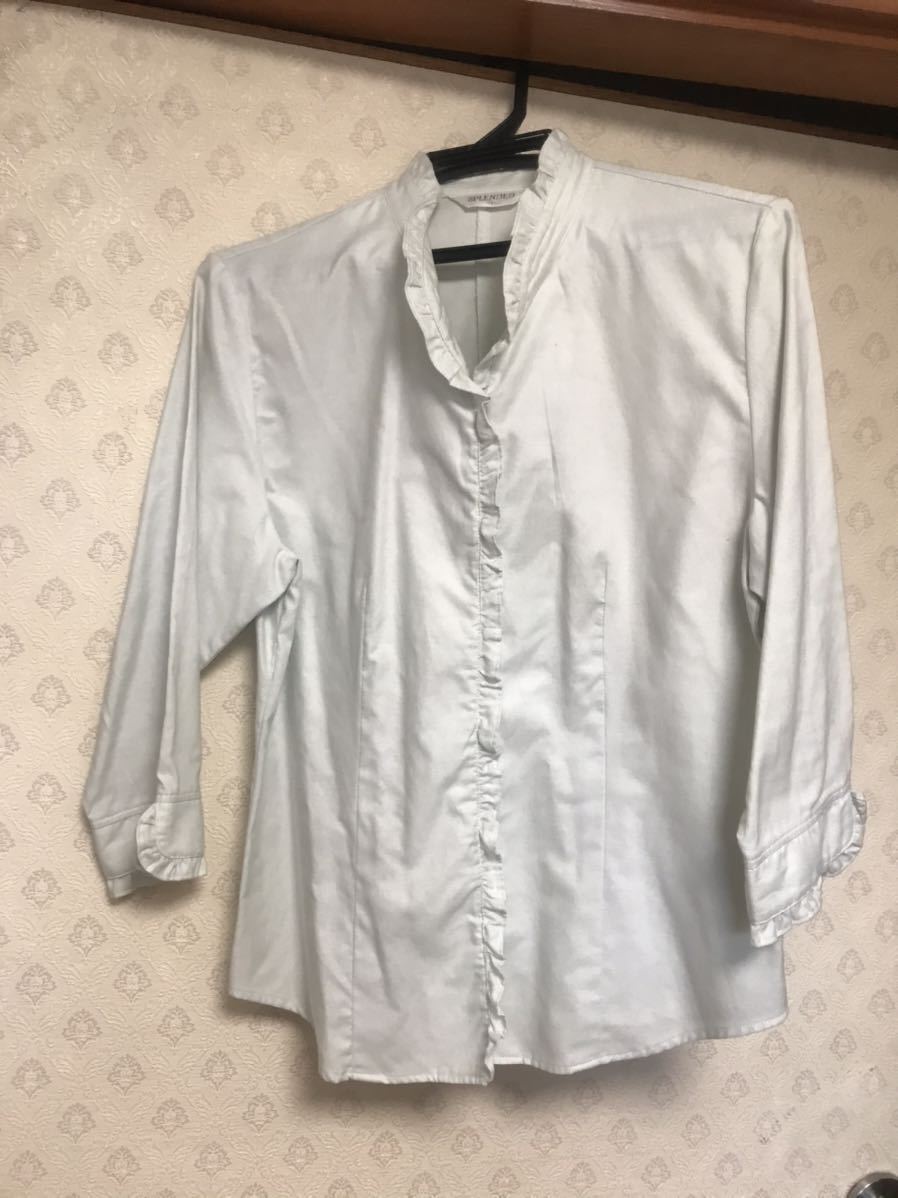 ◯美品 レディース フリルシャツ 13号サイズ 大きい 着用数回 着まわし 淡い水色 おしゃれ 上品拍卖