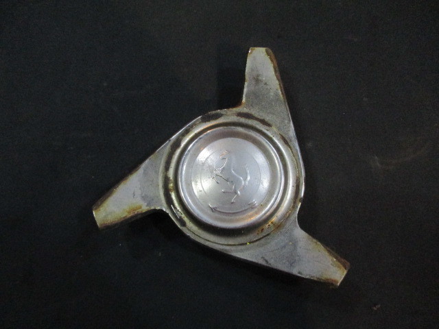 ■フェラーリ 512BBi センターロック ホイール ナット 右 中古 110525 部品取あり スピンナー ハブ 365GTB/4 デイトナ 365GT4/BB 512BB ■拍卖