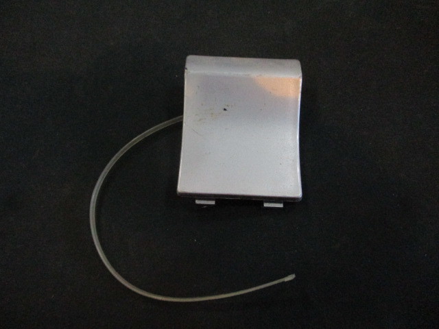 ■ベンツ W202 AMG C36 C43 サイドステップカバー 中古 HWA 2026980130 部品取あり サイドスカート ジャッキポイント プラグ キャップ 蓋 拍卖