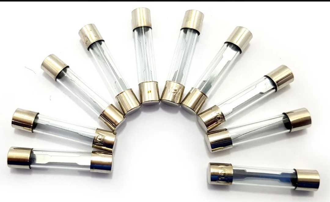 ホーク CB250T CB250N CB400T CB400N CB400D スーパーホーク3 ホークⅡヒユーズ拍卖