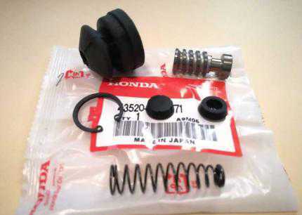 ペイペイ送料込み CB250N/D ホーク CB400D スーパーホークⅢ リアー ブレーキ マスターシリンダー オーバーホール 部品 HONDA 純正拍卖