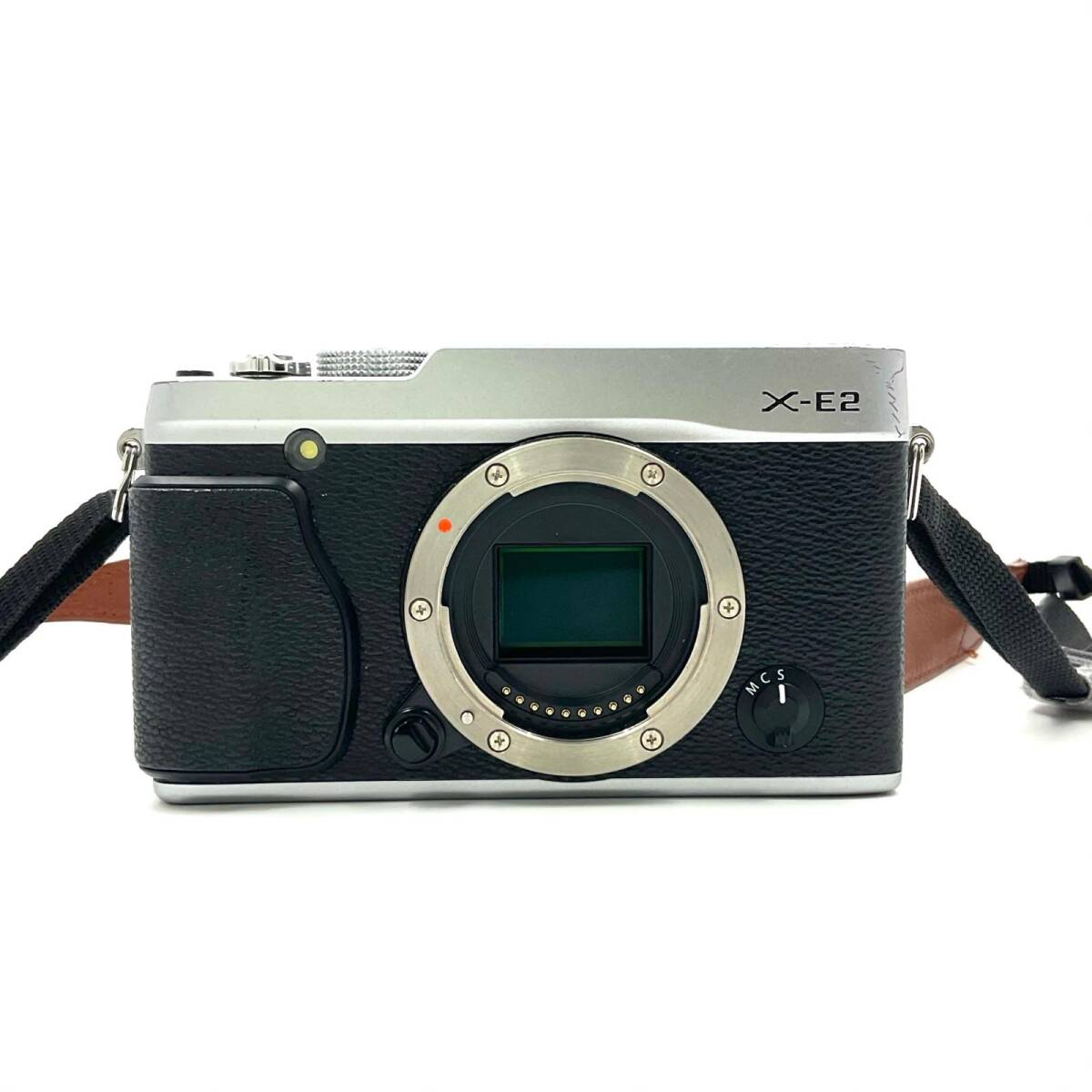 【全額返金保証】【最速発送】FUJIFILM デジタル一眼 X-E2 ボディ シルバー 動作確認済拍卖
