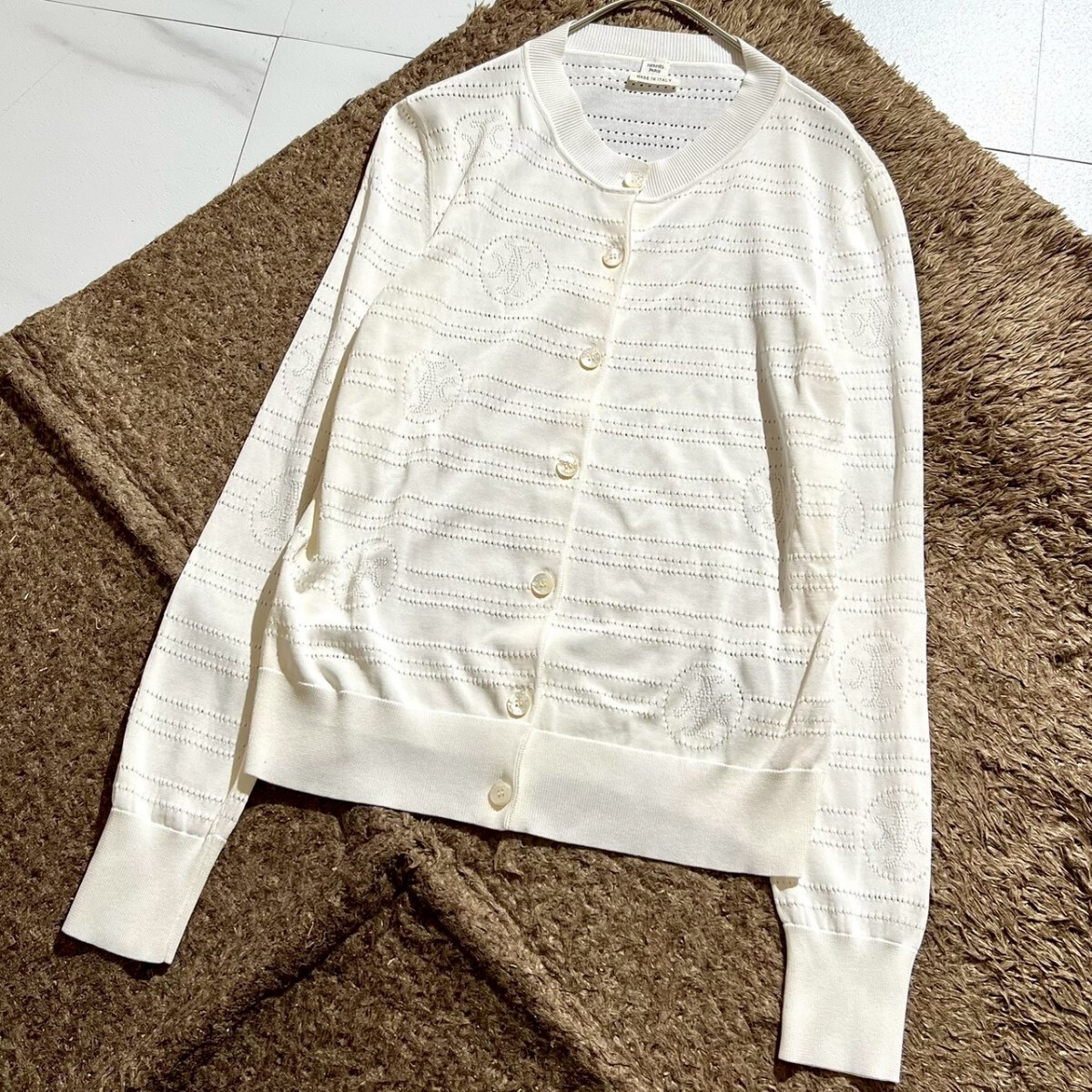 美品●HERMES Hリフト カーディガン アンサンブル ロゴ 長袖 入学式 卒業式 セレモニー ラグジュアリー レディース エルメス 白 ホワイト L拍卖